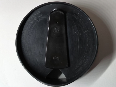 This is a picture of the Blender lid